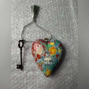 DEMDACO ArtLifting "Floral Stripes" Art Heart